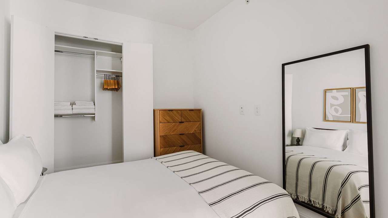 Photo of Bedroom in Powerhouse Arts District