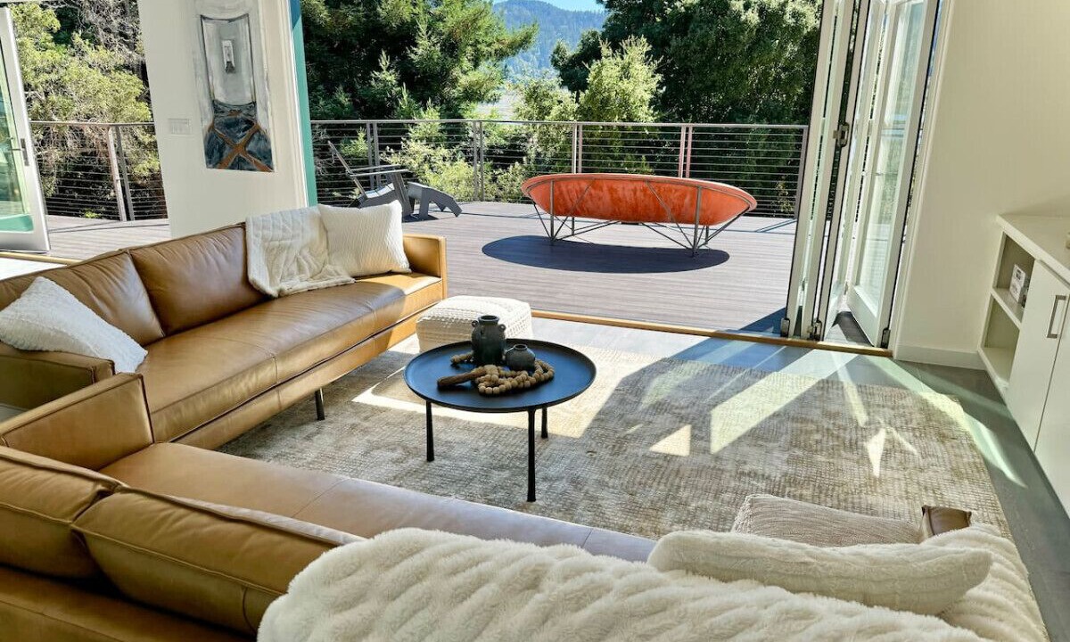 Photo of Livingroom in Point Reyes Station