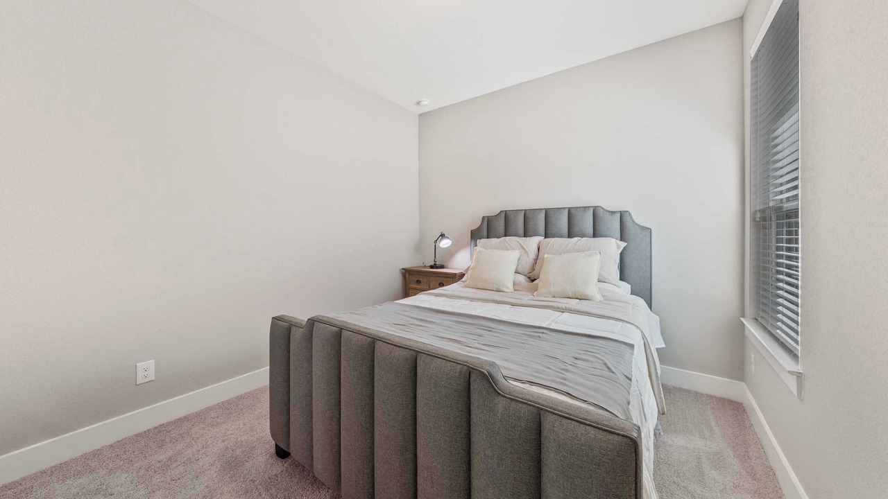 Photo of Bedroom in Clodine
