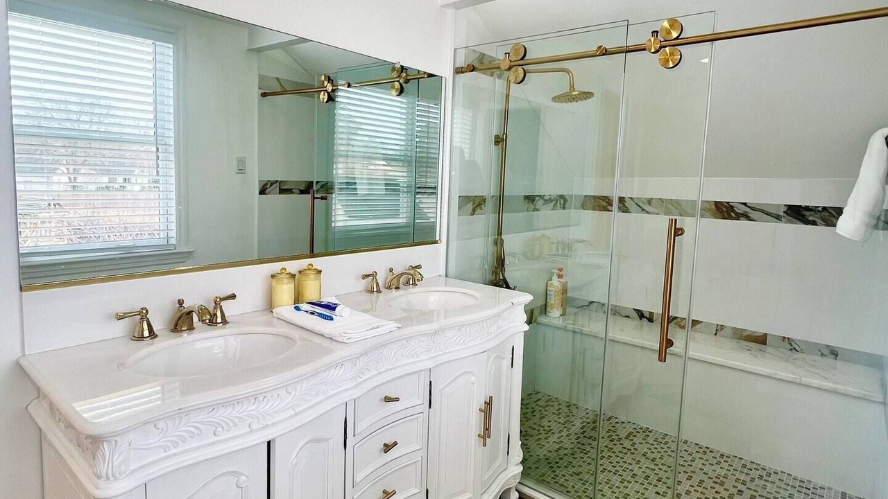 Photo of Bathroom in Hampton