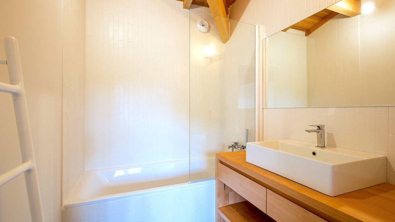 Photo of Bathroom in Le Canon