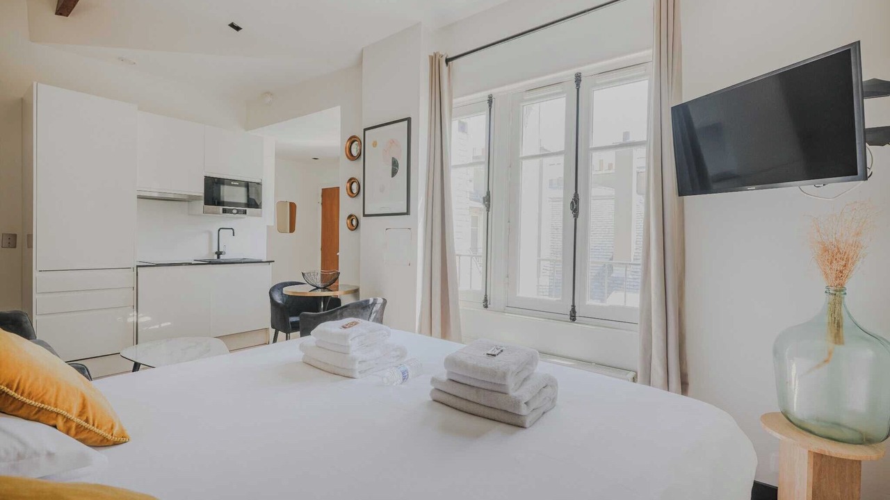 Photo of Bedroom in Quartier de la Plaine-de-Monceaux
