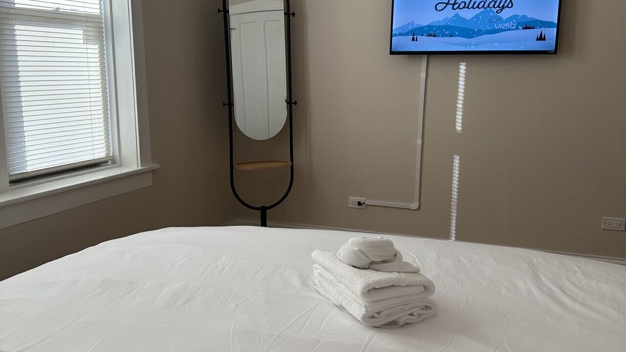 Photo of Bedroom in Irving Park East