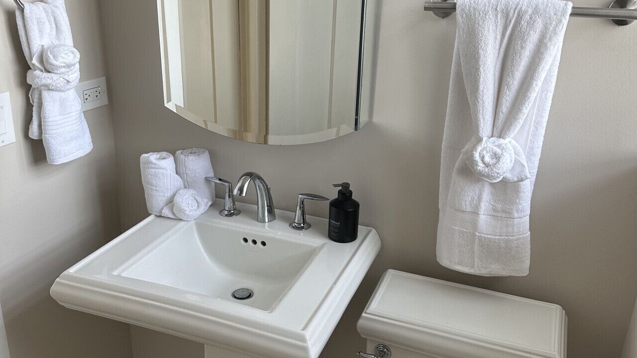 Photo of Bathroom in Irving Park East