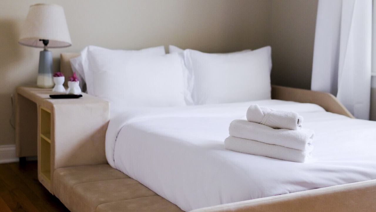 Photo of Bedroom in Irving Park East