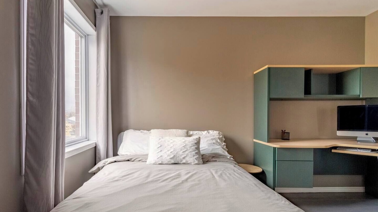 Photo of Bedroom in Bout-de-l'Ile