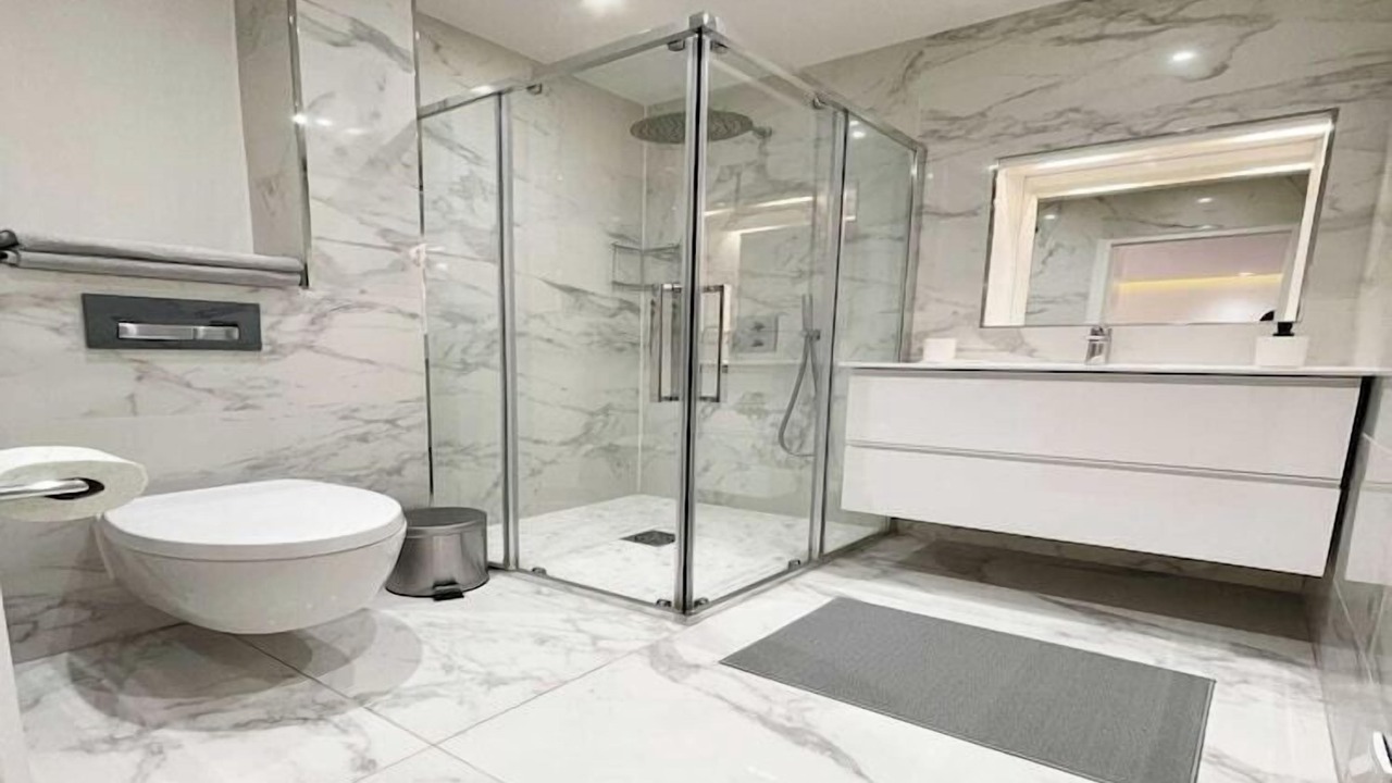 Photo of Bathroom in Chaussee-d'Antin