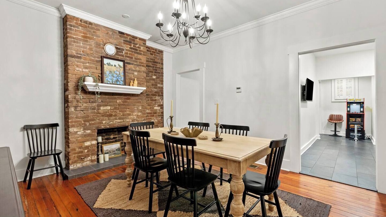 Photo of Others in Frankfort