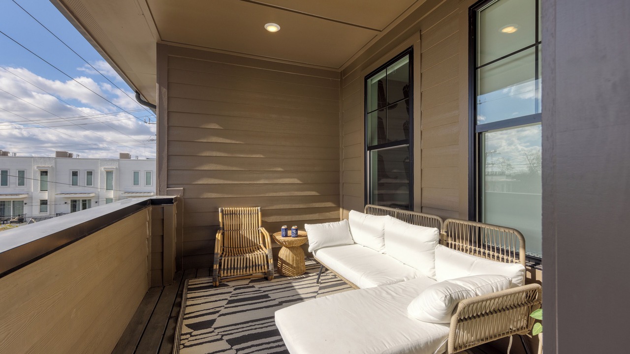 Photo of Patio Balcony in McFerrin Park