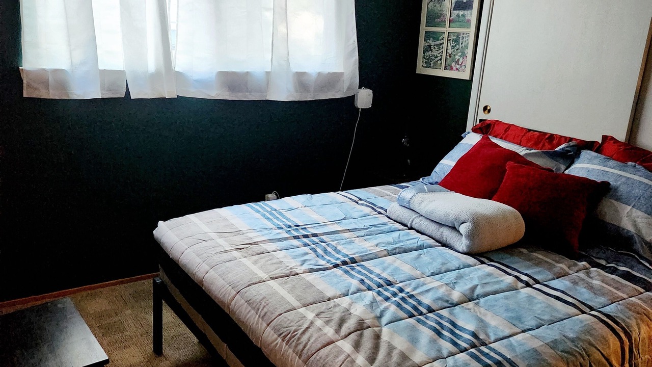 Photo of Bedroom in Glencoe