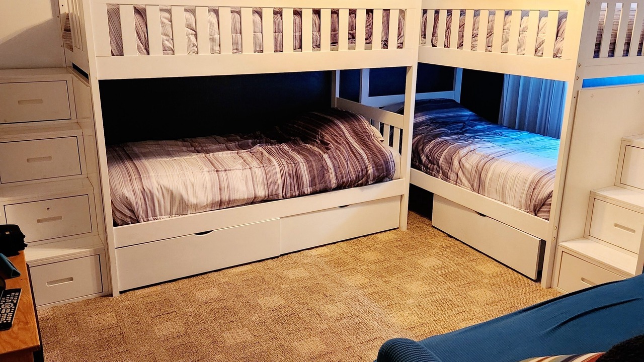 Photo of Bedroom in Glencoe