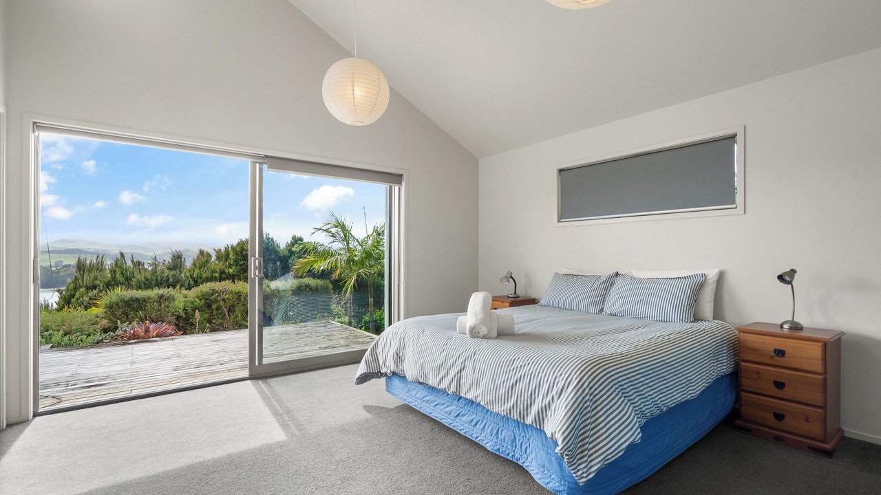 Photo of Bedroom in Coopers Beach