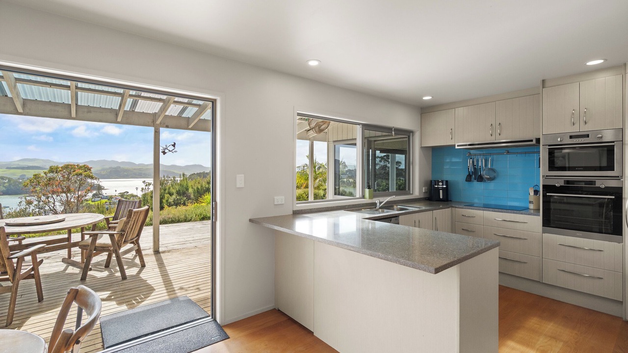 Photo of Kitchen in Coopers Beach