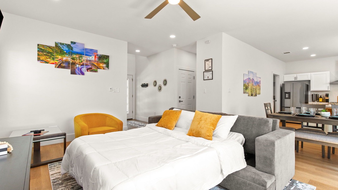 Photo of Bedroom in Denver Heights