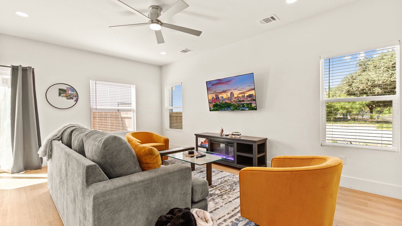 Photo of Livingroom in Denver Heights