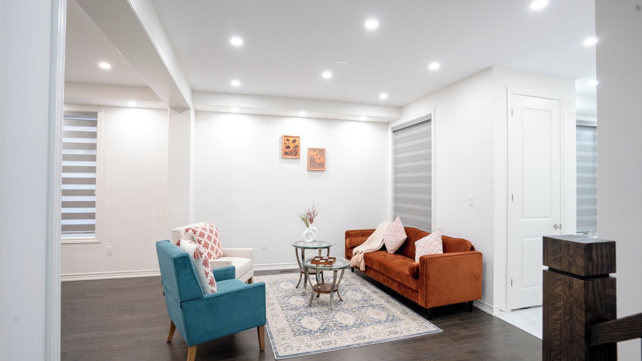 Photo of Livingroom in Adjala-Tosorontio