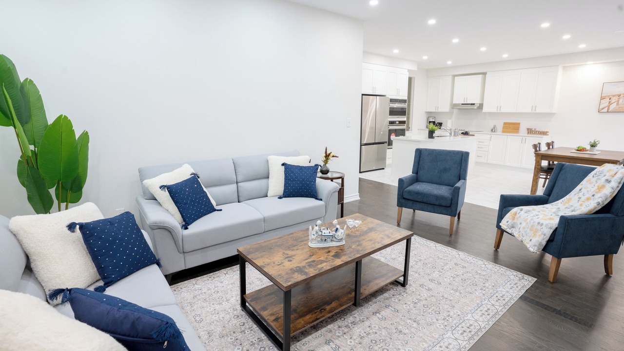 Photo of Livingroom in Adjala-Tosorontio