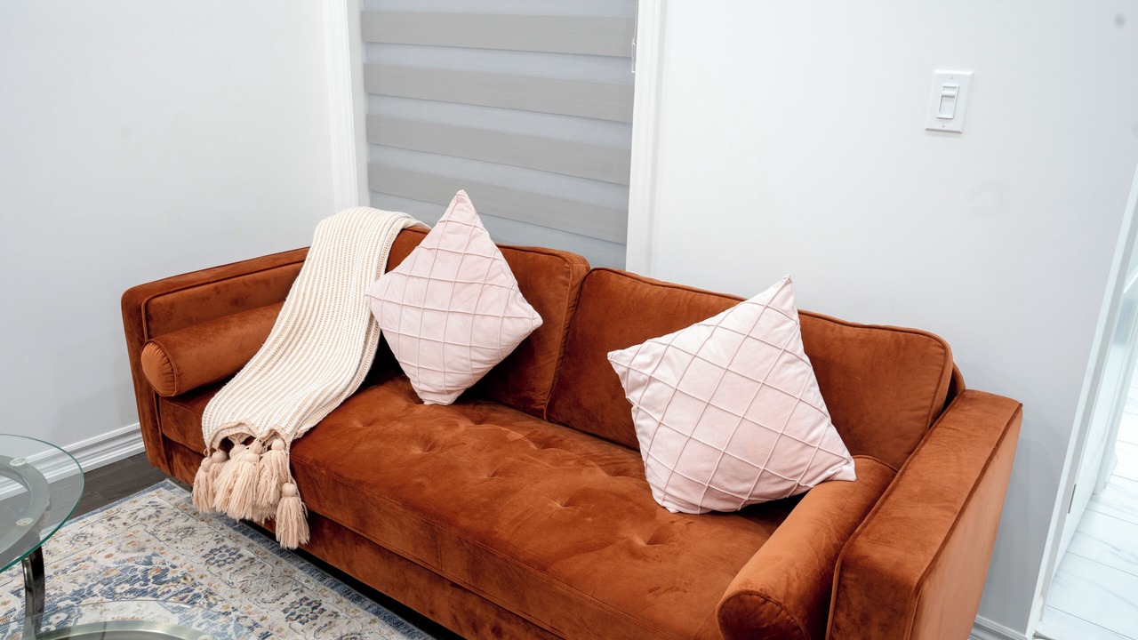 Photo of Livingroom in Adjala-Tosorontio