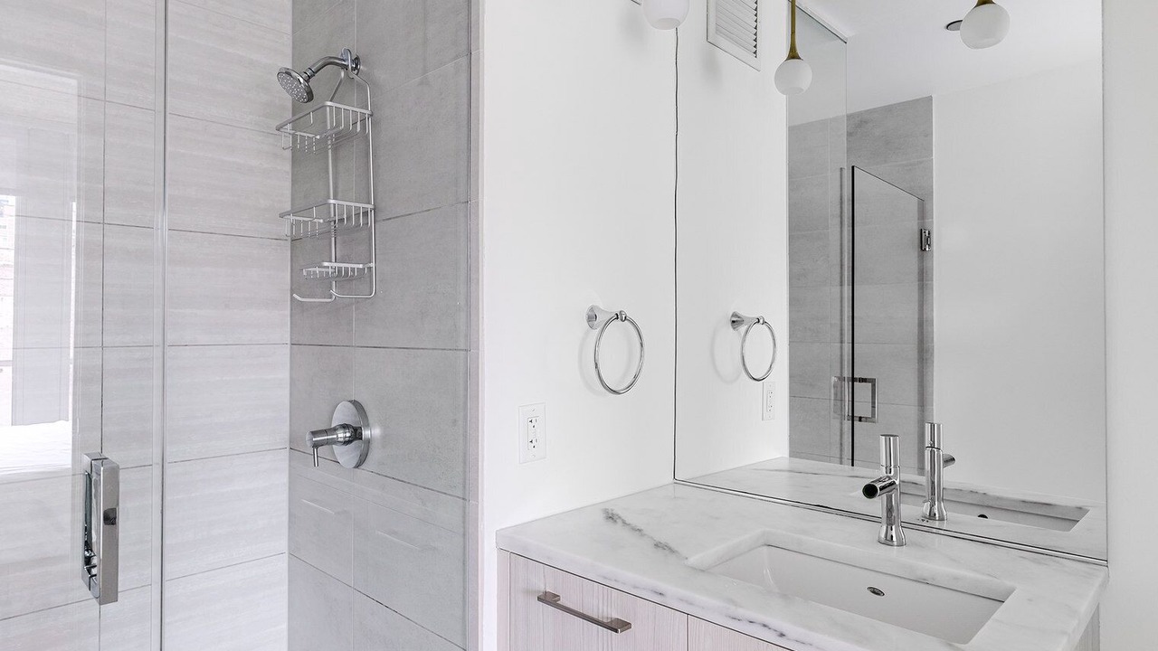 Photo of Bathroom in West Loop Gate