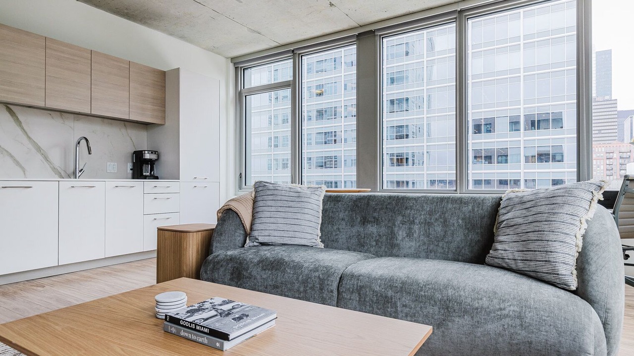 Photo of Livingroom in West Loop Gate