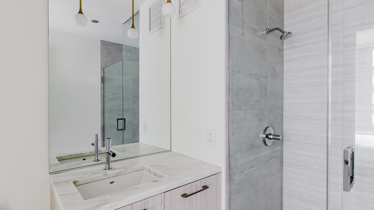 Photo of Bathroom in West Loop Gate