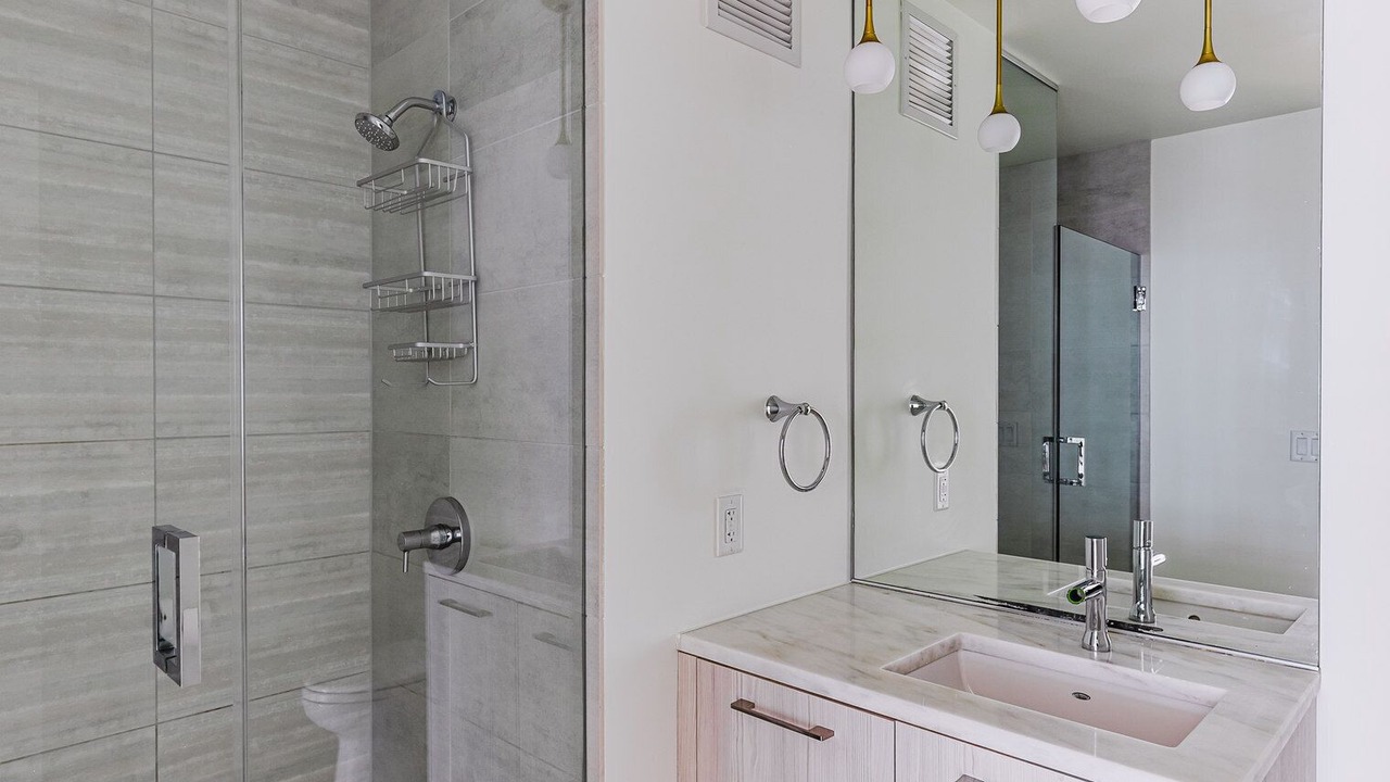 Photo of Bathroom in West Loop Gate