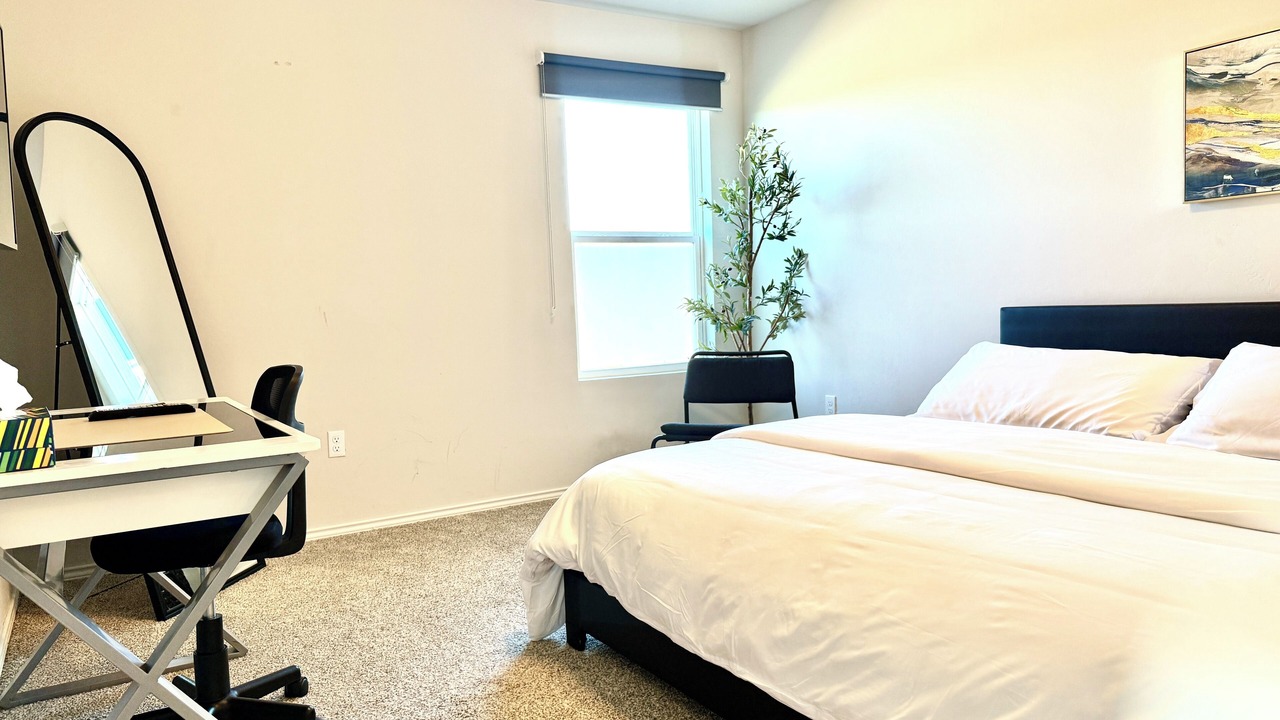 Photo of Bedroom in Yukon