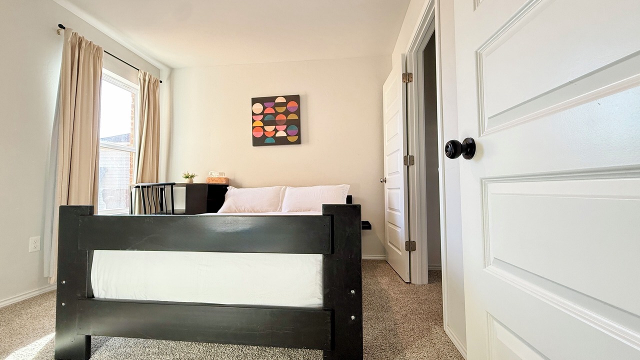 Photo of Bedroom in Yukon