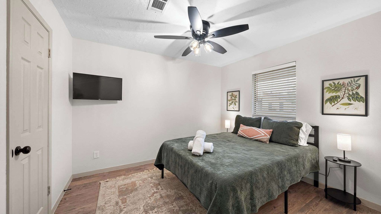 Photo of Bedroom in Bowling Green