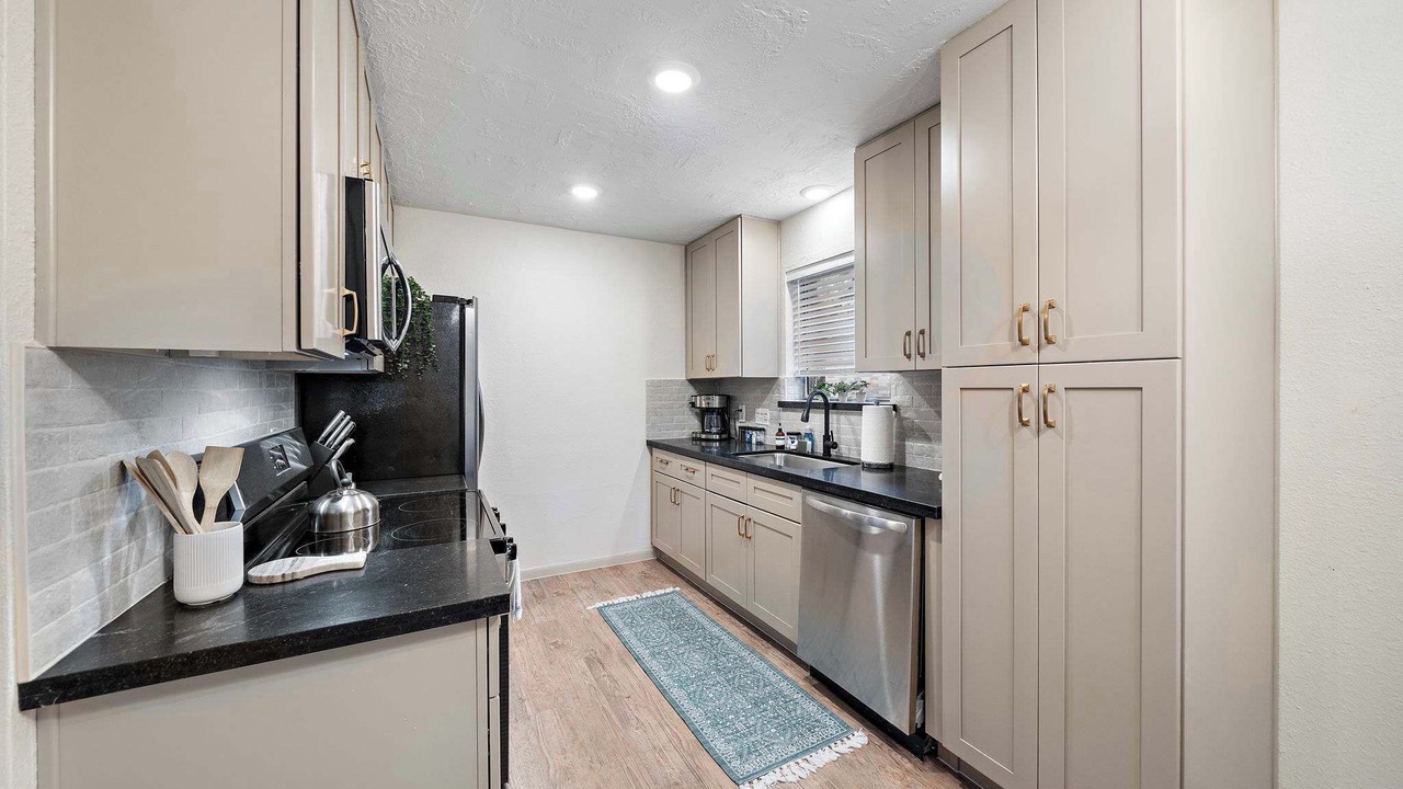 Photo of Kitchen in Bowling Green
