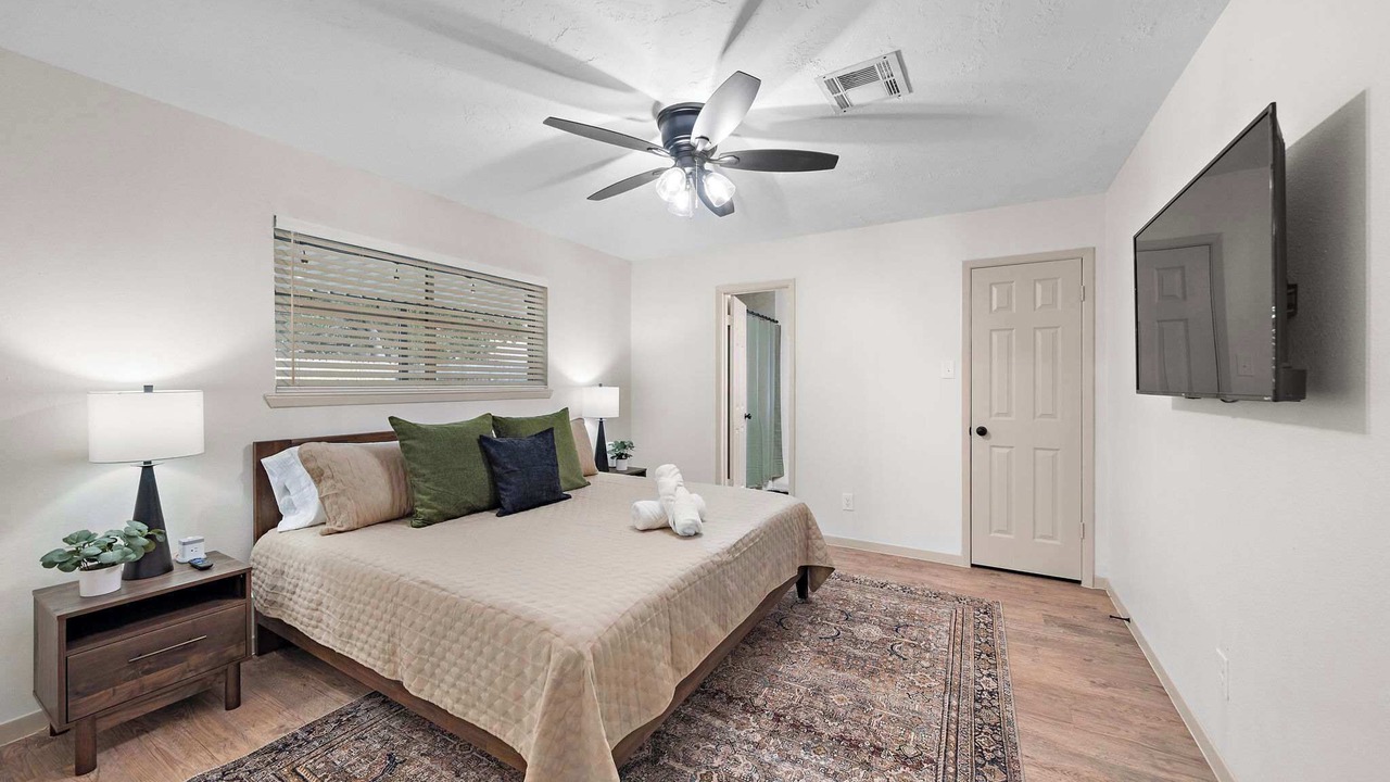 Photo of Bedroom in Bowling Green