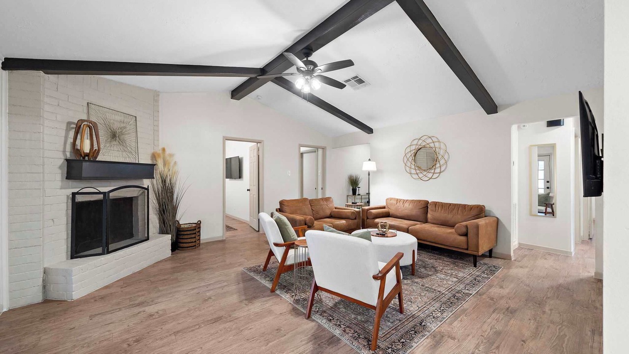 Photo of Livingroom in Bowling Green