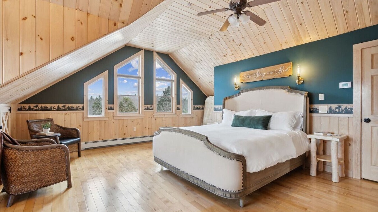 Photo of Bedroom in Lovell