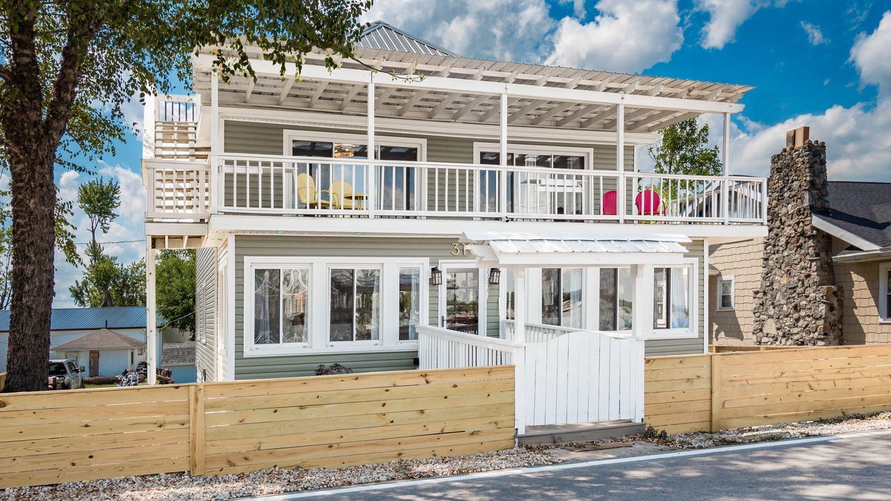 Photo of Others in Russells Point