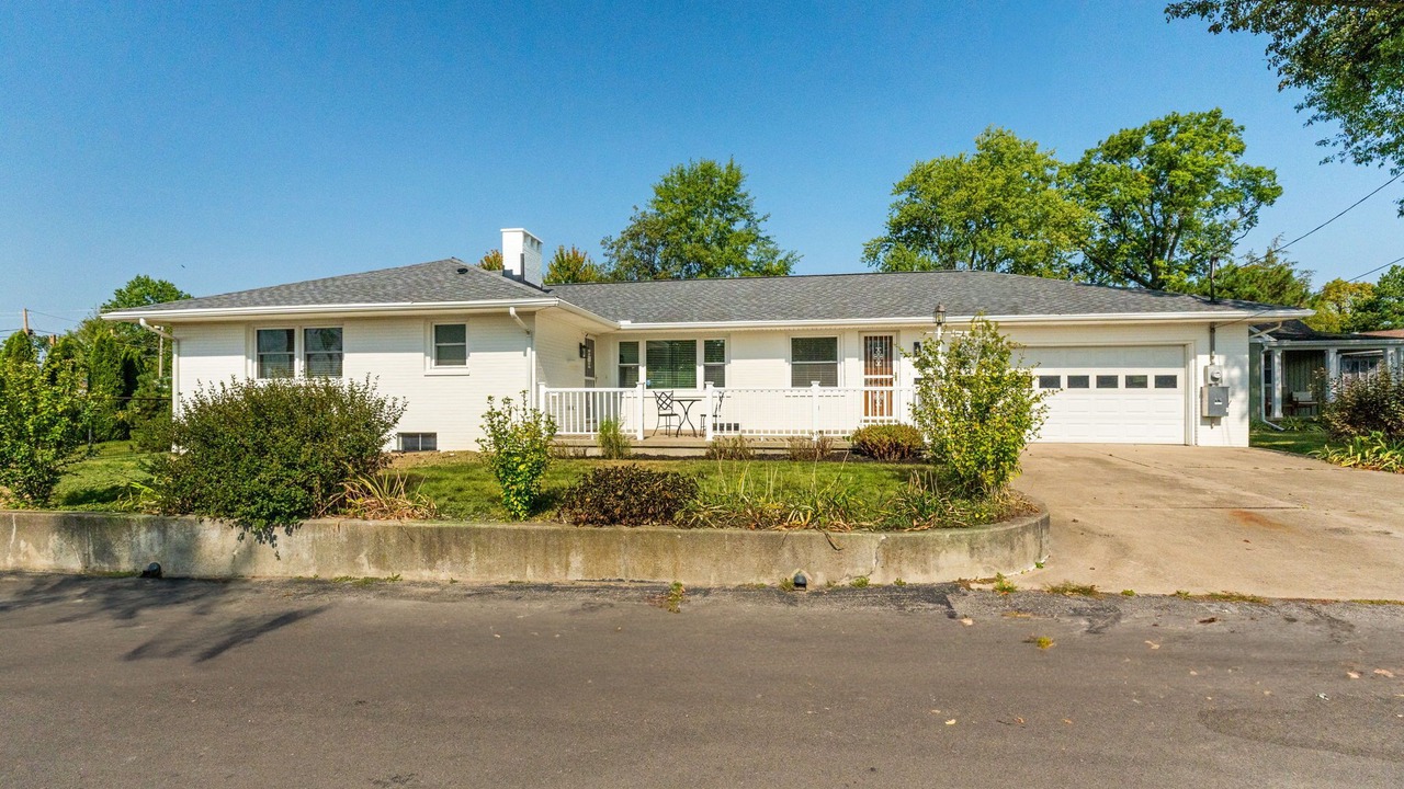 Photo of Others in Russells Point