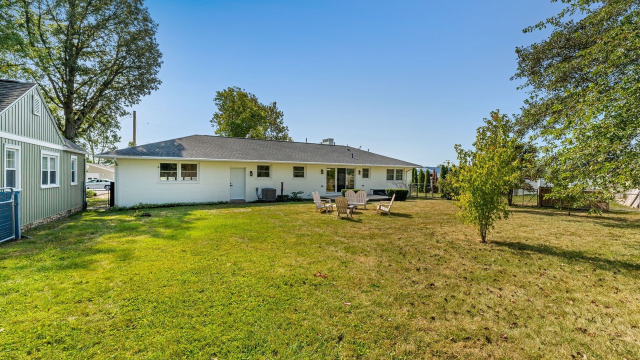 Photo of Others in Russells Point