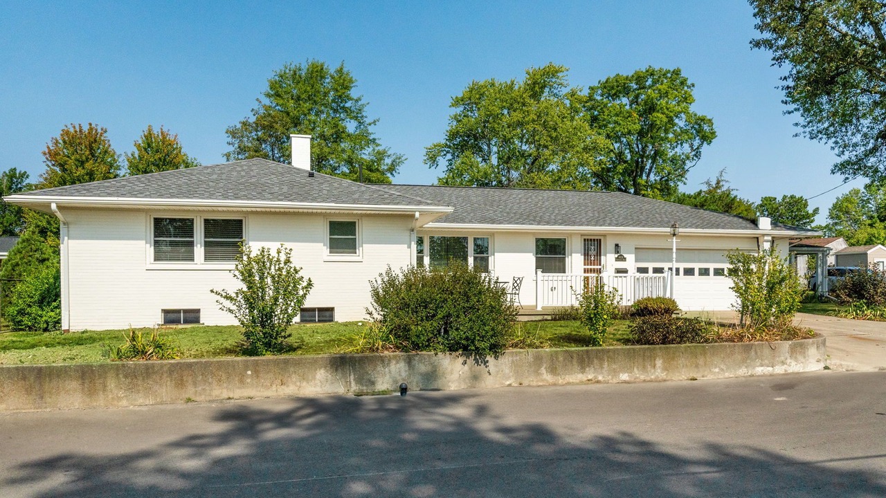 Photo of Others in Russells Point