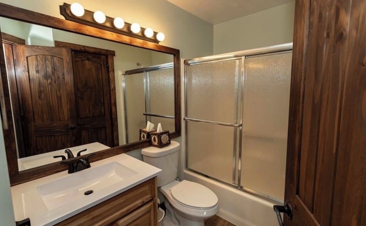 Photo of Bathroom in Seven Springs