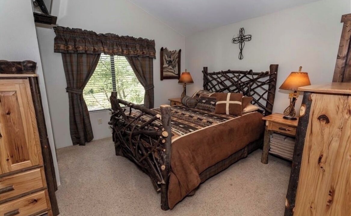 Photo of Bedroom in Seven Springs