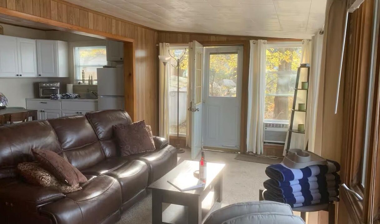 Photo of Livingroom in Portland
