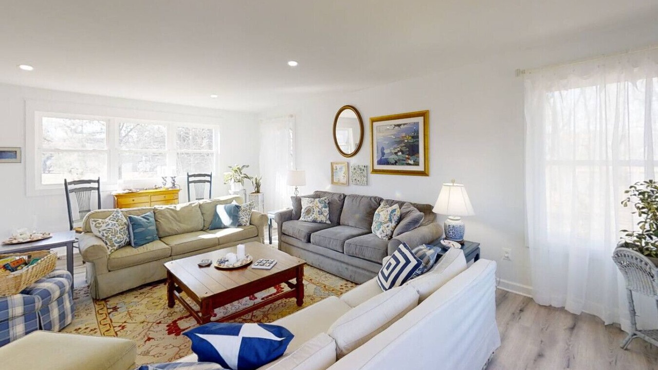 Photo of Livingroom in Bumpass