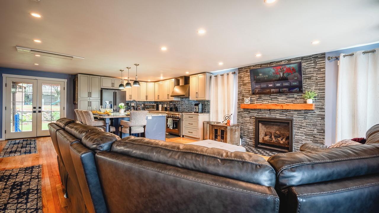 Photo of Others in Green Lake