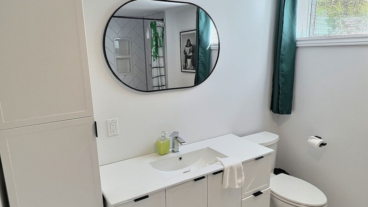 Photo of Bathroom in Sainte-Foy-Sillery-Cap-Rouge