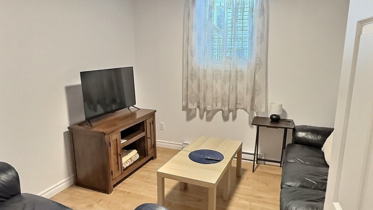 Photo of Livingroom in Sainte-Foy-Sillery-Cap-Rouge