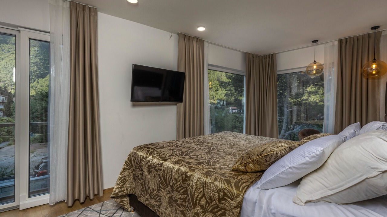 Photo of Bedroom in Obrs