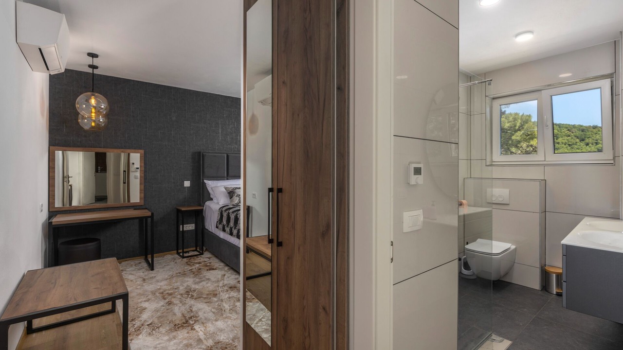 Photo of Bathroom in Obrs