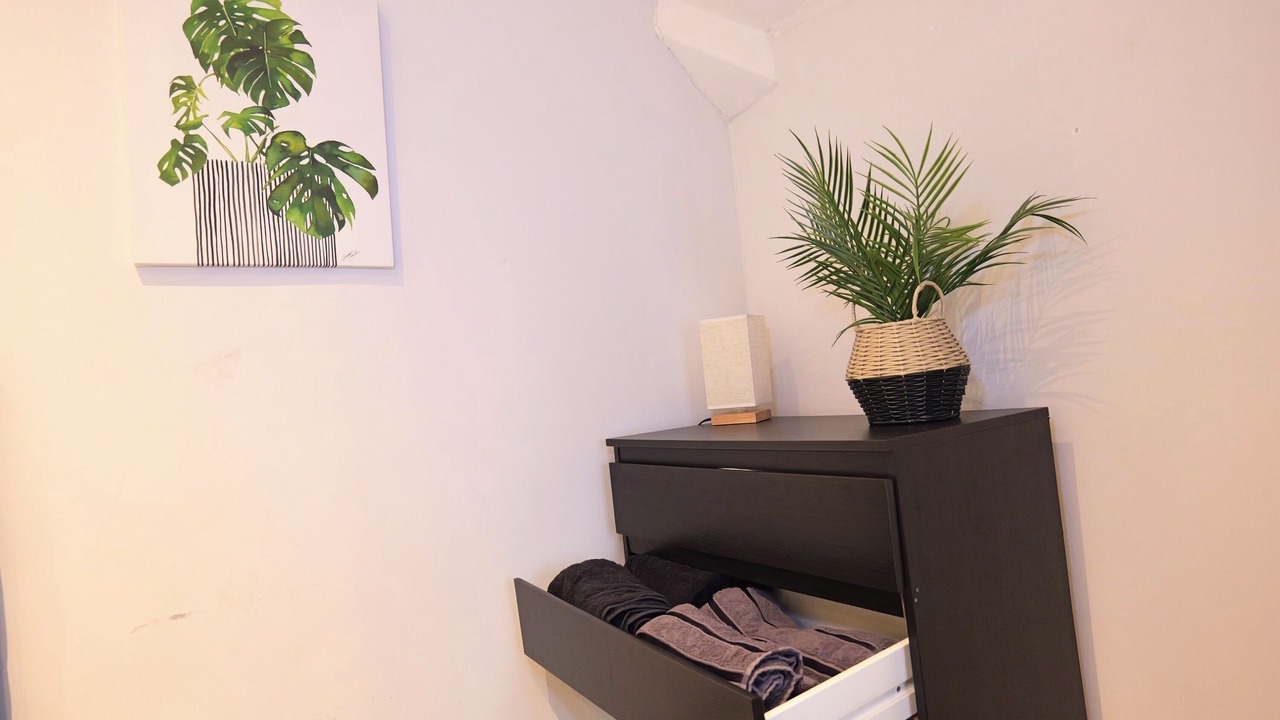 Photo of Others in Kilburn