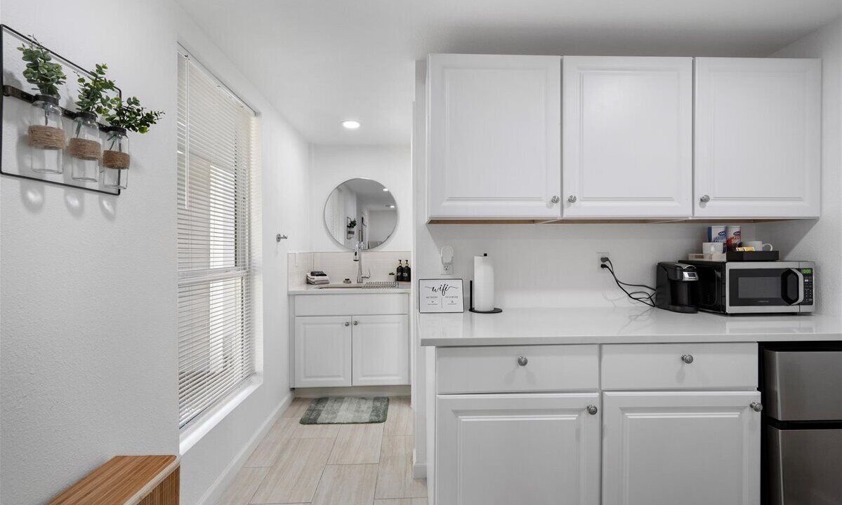 Photo of Kitchen in East Cesar Chavez