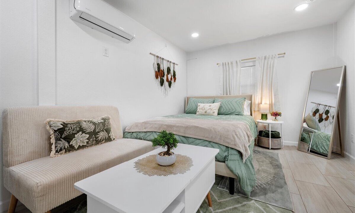 Photo of Bedroom in East Cesar Chavez