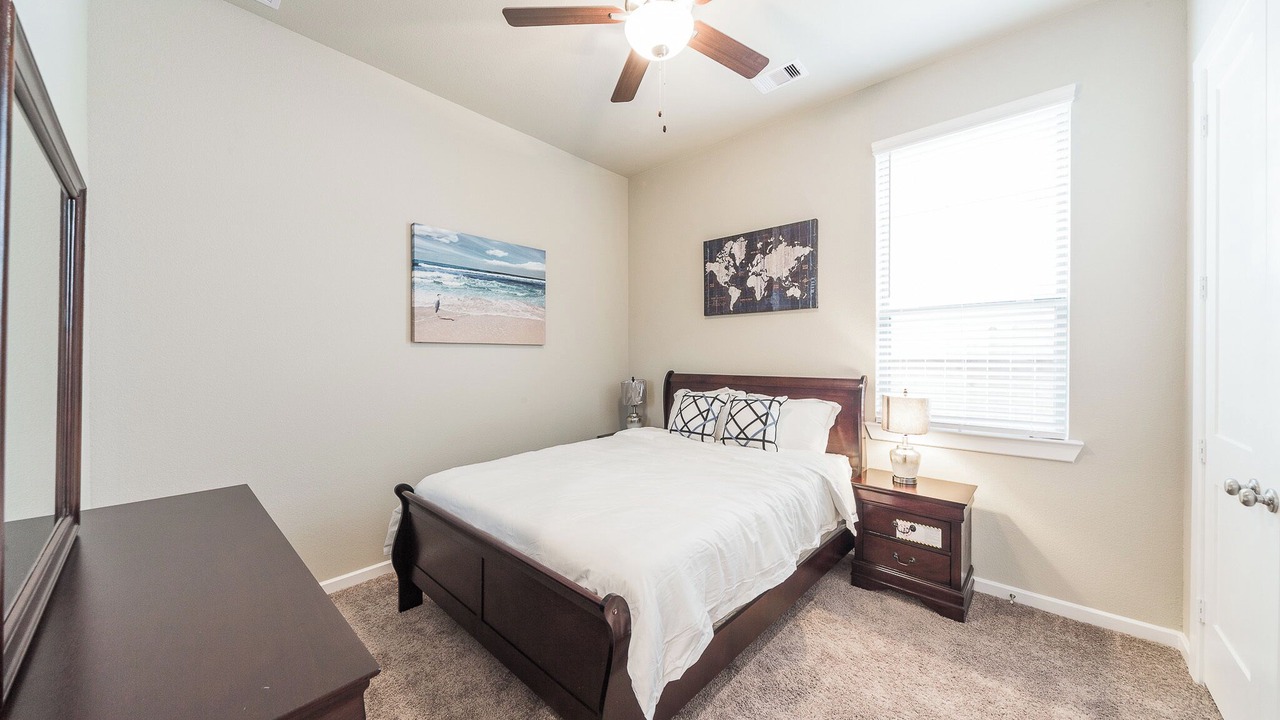 Photo of Bedroom in Sienna Plantation